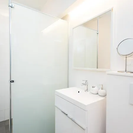 Appartamento Fency 1bdr In Jewish Quarter By The Boulevards *