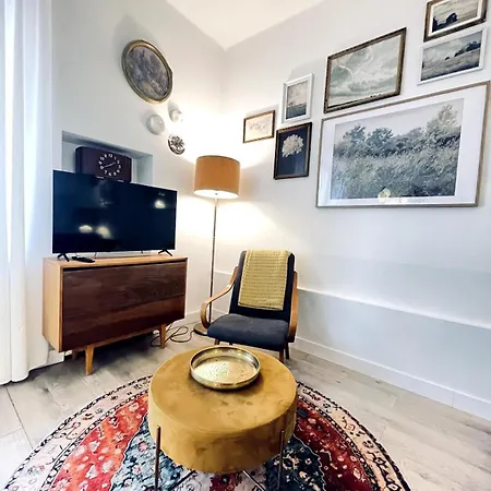 Fency 1bdr In Jewish Quarter By The Boulevards Appartamento Cracovia