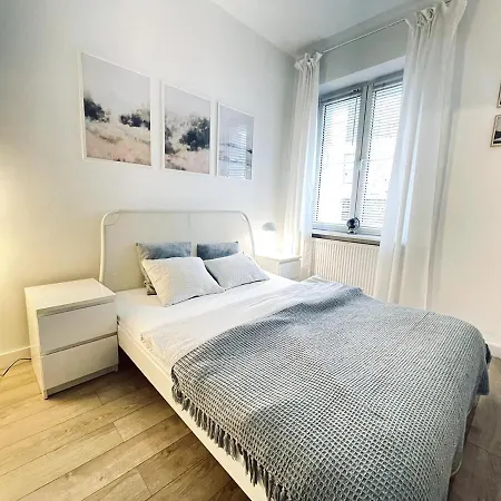 Fency 1bdr In Jewish Quarter By The Boulevards *