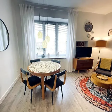 Fency 1bdr In Jewish Quarter By The Boulevards Appartamento Cracovia